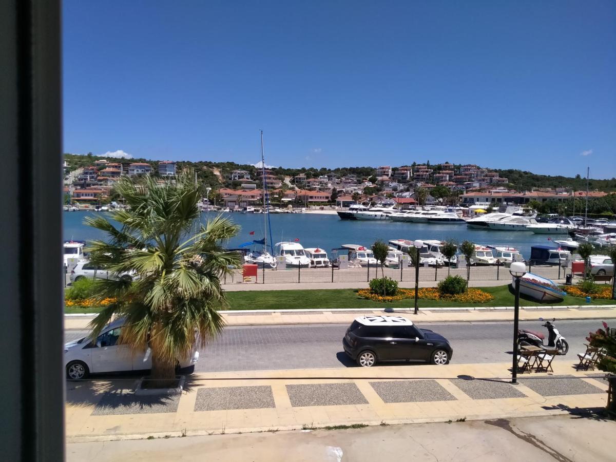 Venues Park Apart Suites Çeşme Esterno foto