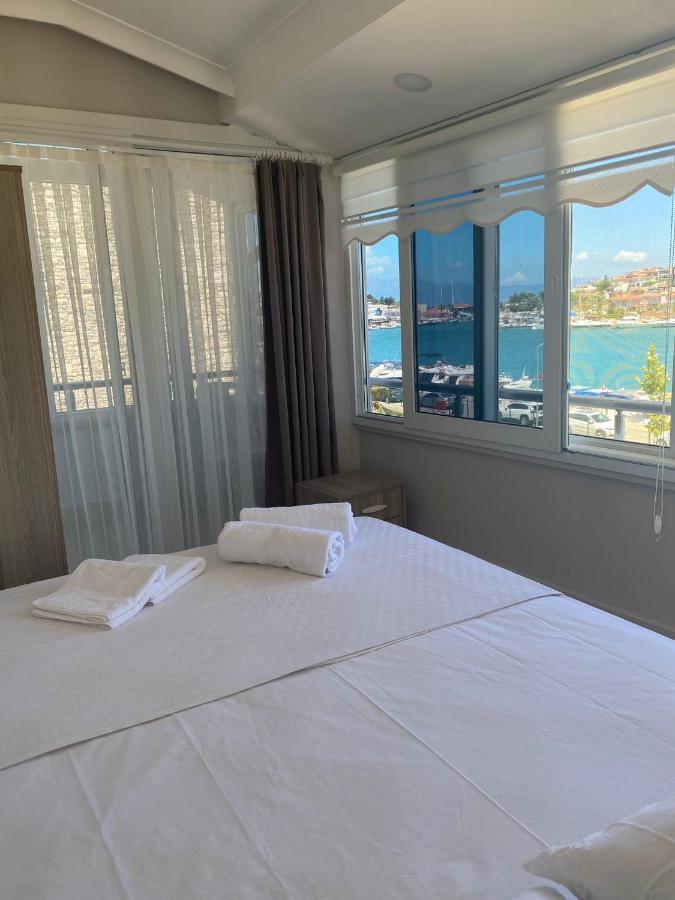 Venues Park Apart Suites Çeşme Esterno foto